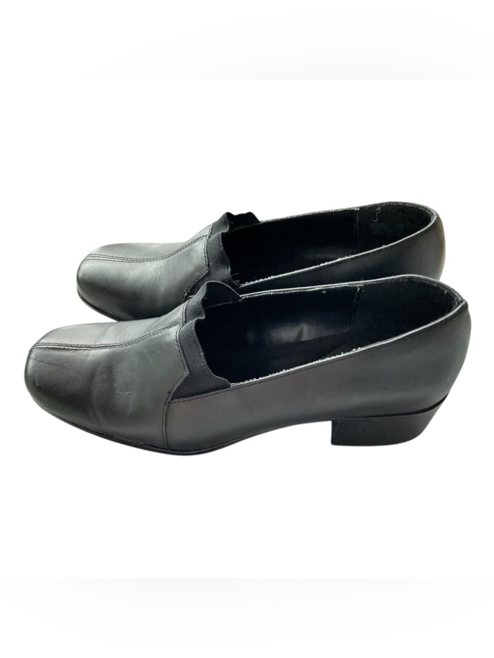 Clarks Black Leather Loafers 9W Wide Comfort Low Heel Slip On